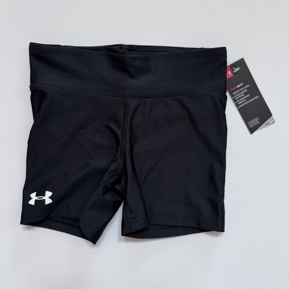 NWT under armour women size XS shorts spandex black